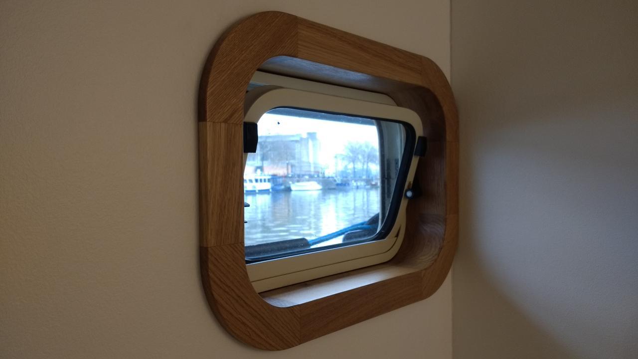 Kyle Blue - Bristol Harbour Luxury Hostel Boat Extérieur photo