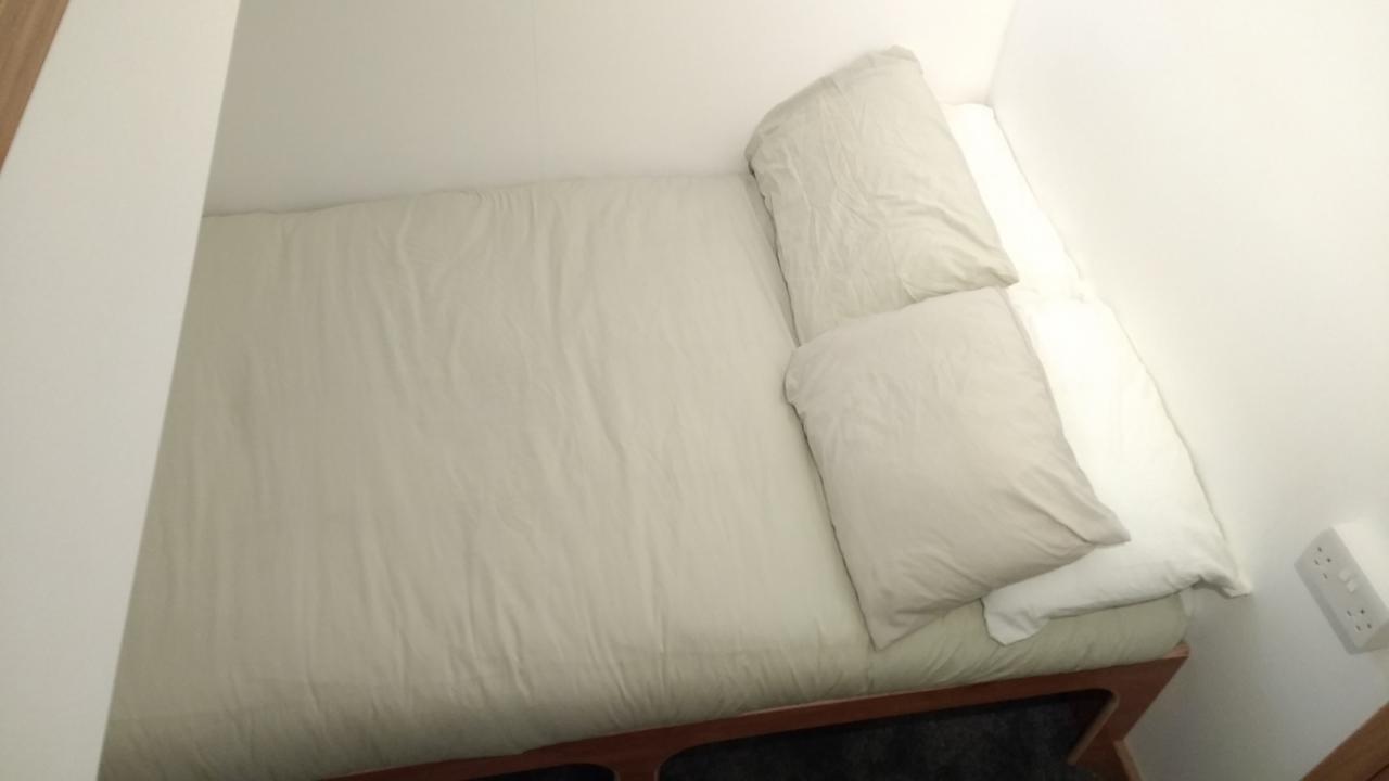 Kyle Blue - Bristol Harbour Luxury Hostel Boat Extérieur photo